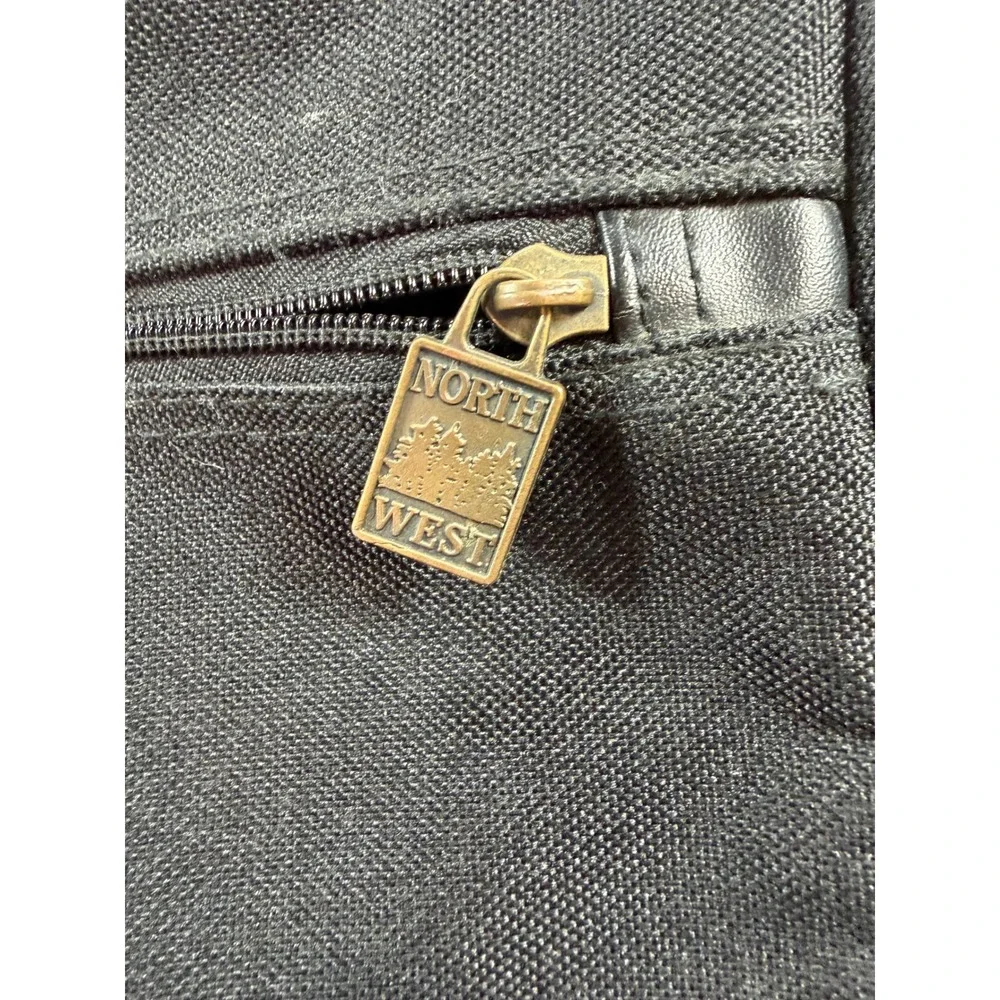 Leeds Lexis Publishing Black Canvas Messenger Computer Bag North West Zipper